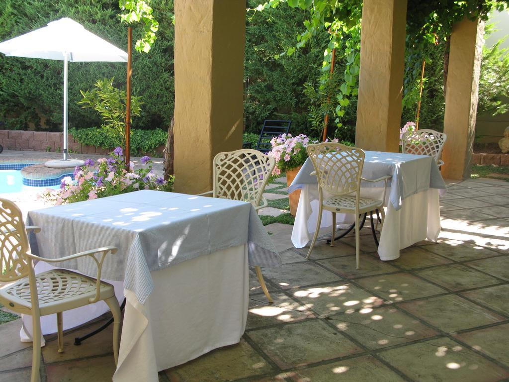 Casablanca Bed And Breakfast 斯泰伦博斯 外观 照片