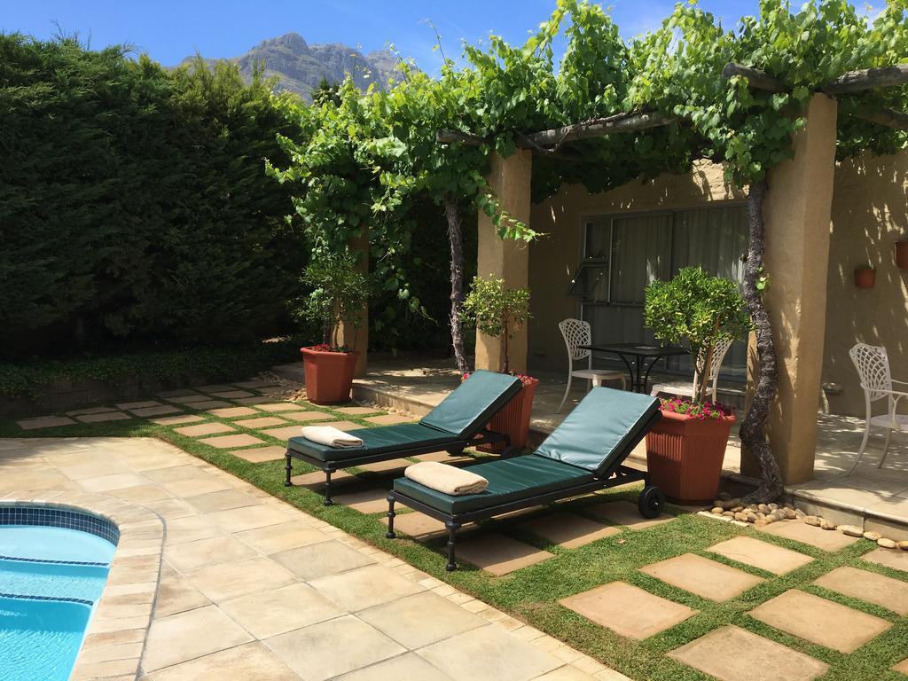 Casablanca Bed And Breakfast 斯泰伦博斯 外观 照片